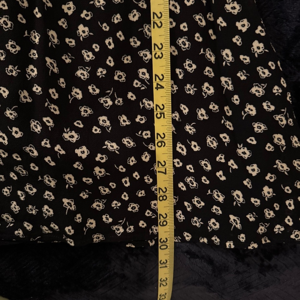 Reformation “Brielle” Vermont Dress ~ Mini Floral dress with semi open back - Picture 6 of 7